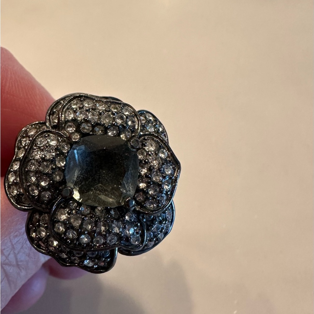 Stella & Dot Sparkle ring